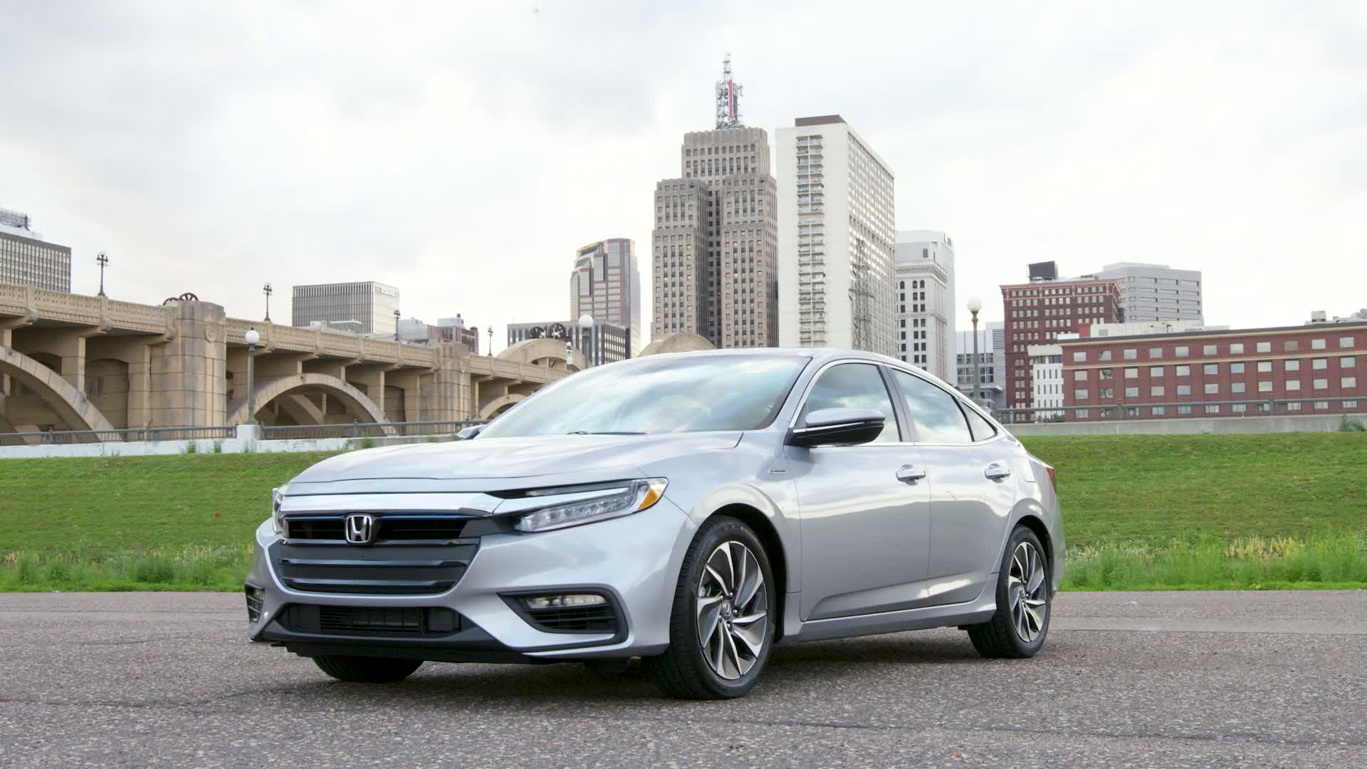 Insight Lunar Silver Metallic B Roll